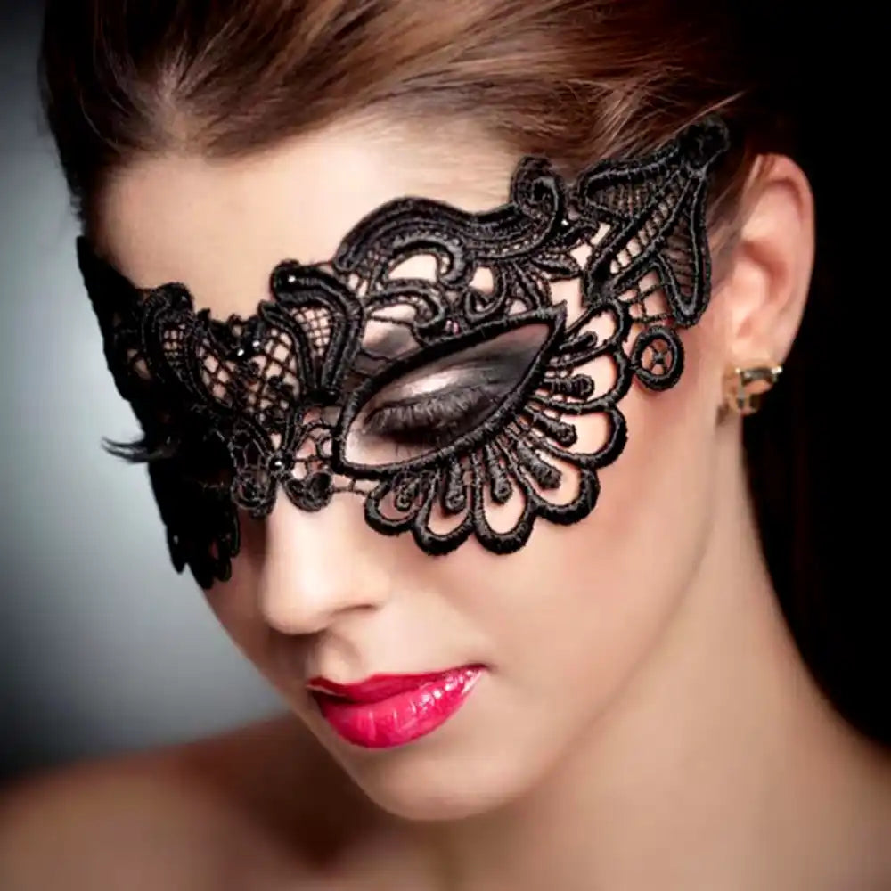 Masque en Dentelle